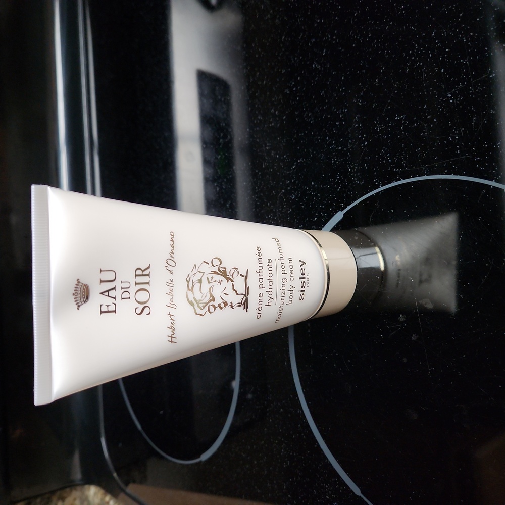 Sisley moisturizering body cream